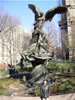 Statue Dan